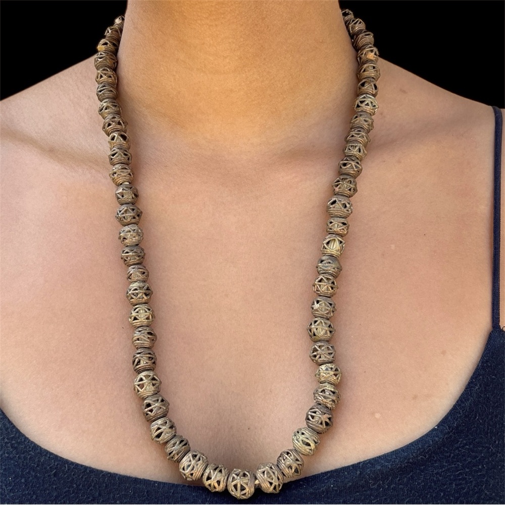 Vintage 90s Metal Bead Golden/ Bronze Tone Necklace
